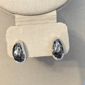 nOir Silver Bevelled Chunky Huggie Hoop Earrings